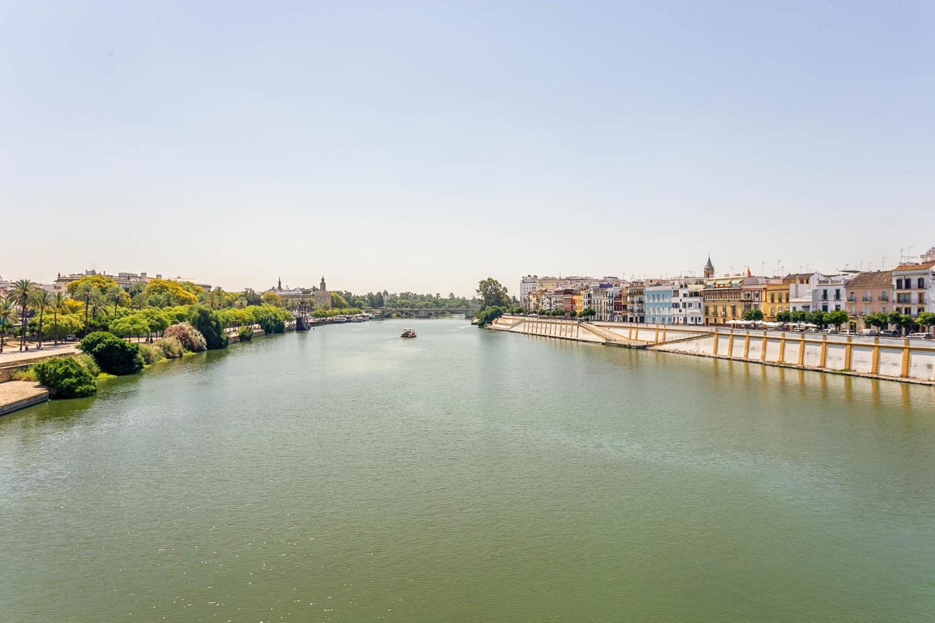 Sunterrace Loft-Triana'S Star, 10' From City Center! Seville Exterior photo